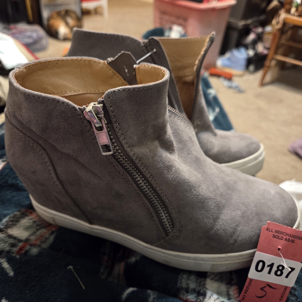 Brash Gray Kids Ankle Boots